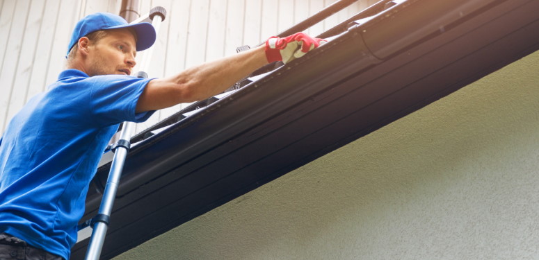 Professional Residential Gutter Cleaning Service in Nashville
