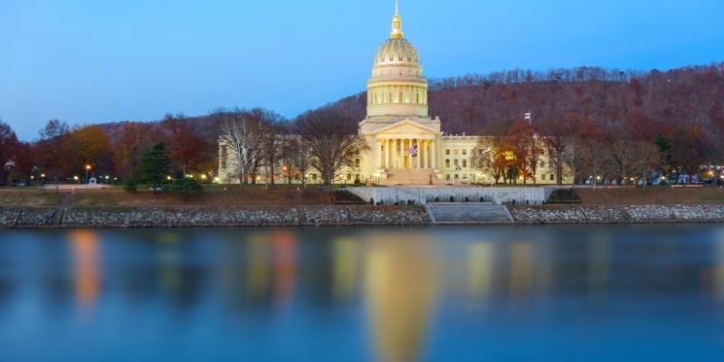 Home cleaning service franchise opportunities in Charleston West Virginia